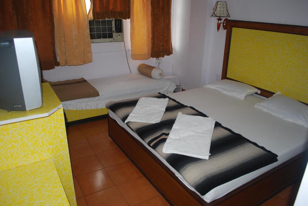 Charans Guest House Lucknow Habitación foto